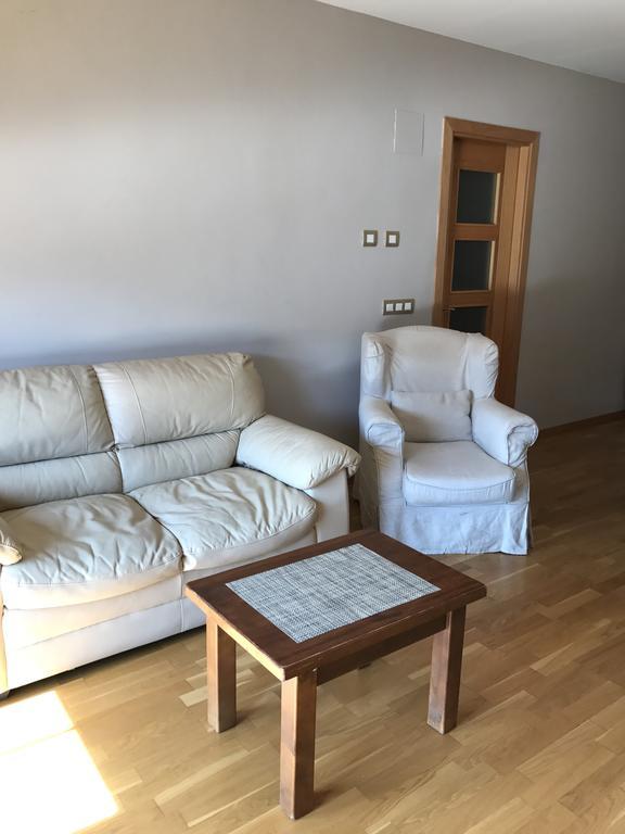 Apartamento Balcon De Jaca I Buitenkant foto