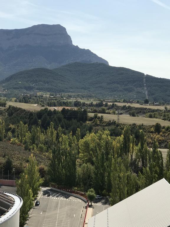 Apartamento Balcon De Jaca I Buitenkant foto