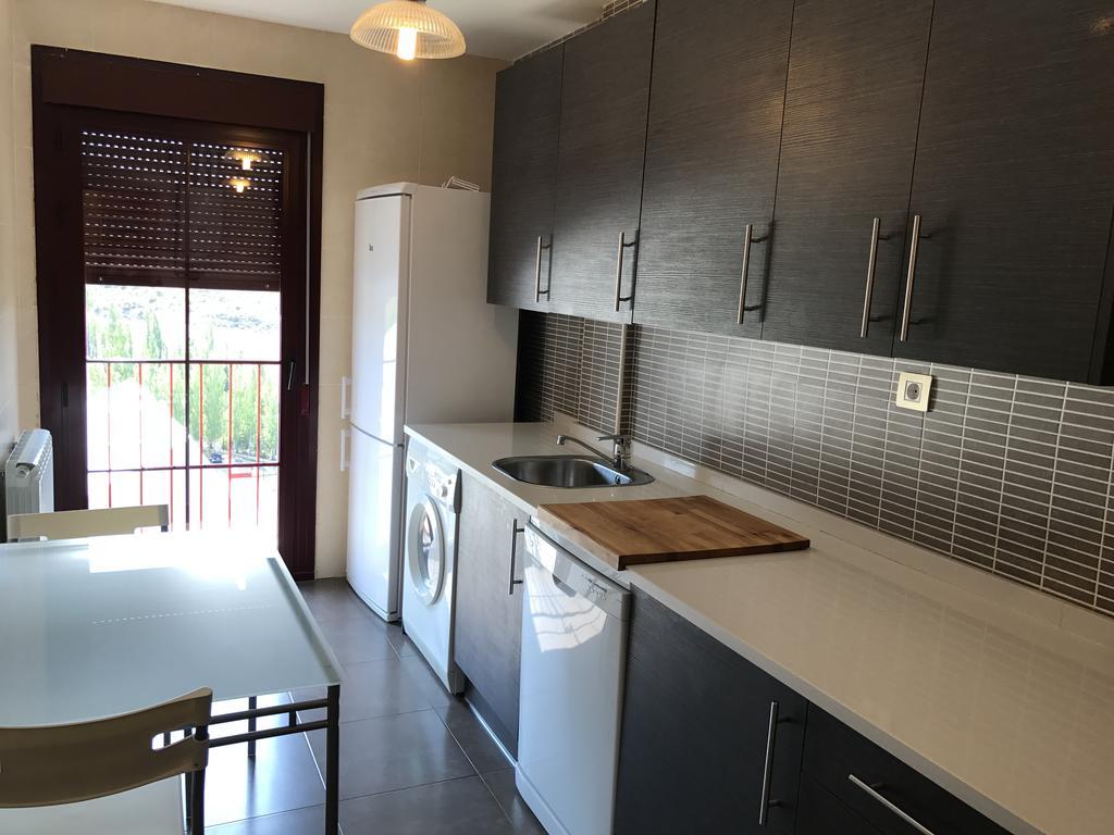 Apartamento Balcon De Jaca I Buitenkant foto