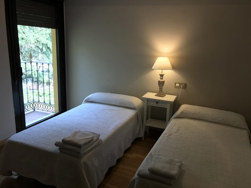 Apartamento Balcon De Jaca I Buitenkant foto